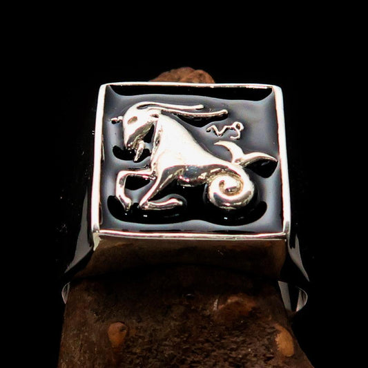 Excellent crafted Men's Zodiac Ring Star Sign Capricorn Black Sterling Silver 925-1